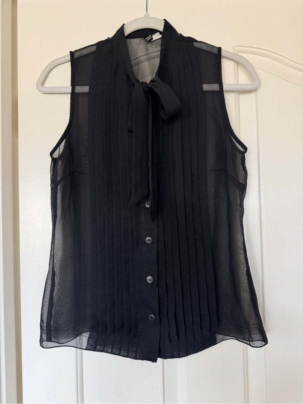 H&M Divided Black Sheer Chiffon Tie Neck Pleated Blouse Size 8